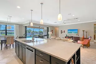 11208 Whimbrel Ln, Sarasota, FL 34238 - Photo 11