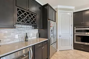 11208 Whimbrel Ln, Sarasota, FL 34238 - Photo 13