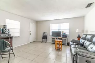 2433 Chase Ave, Sanford, FL 32771 - Photo 15