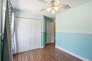 7211 48th Ave E, Palmetto, FL 34221 - Photo 15
