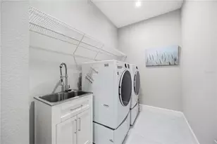 15665 Sacile LN, Bradenton, FL 34211 - Photo 27