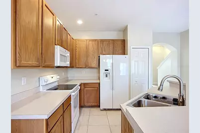 3884 Deberry Drive, Sarasota, FL 34233 - Photo 11
