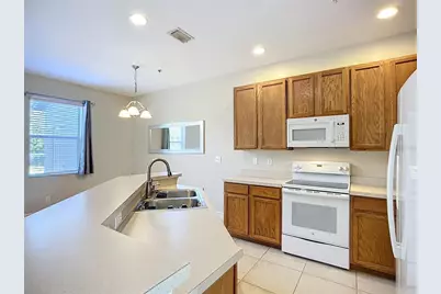 3884 Deberry Drive, Sarasota, FL 34233 - Photo 7