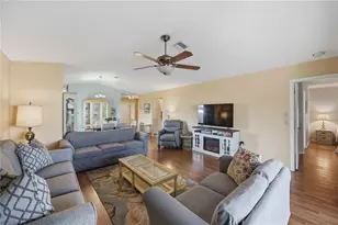 38 Pebble Rock Dr, Venice, FL 34293 - Photo 17