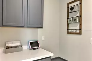 10563 Piedra Dr, Palmetto, FL 34221 - Photo 21
