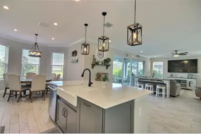 10563 Piedra Dr, Palmetto, FL 34221 - Photo 9