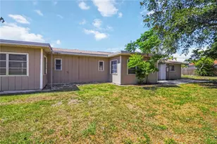308 Lantana Ave, Sarasota, FL 34243 - Photo 19