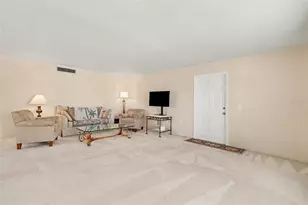 7151 Sunset Way, Saint Pete Beach, FL 33706 - Photo 5