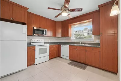 7151 Sunset Way #6, Saint Pete Beach, FL 33706 - Photo 3