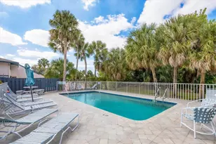 7294 Cloister Dr, Sarasota, FL 34231 - Photo 17