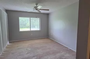 7752 Eagle Creek Dr, Sarasota, FL 34243 - Photo 9