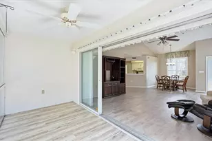 7527 Marsh Orchid Cir, Bradenton, FL 34203 - Photo 5