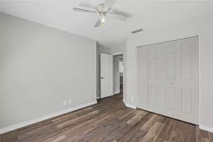 4917 79th St E, Bradenton, FL 34203 - Photo 11
