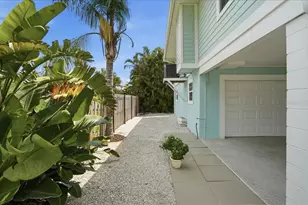 2811 Gulf Dr, Holmes Beach, FL 34217 - Photo 39