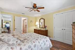 2811 Gulf Dr, Holmes Beach, FL 34217 - Photo 21