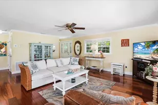2811 Gulf Dr, Holmes Beach, FL 34217 - Photo 9