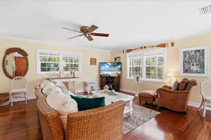 2811 Gulf Dr, Holmes Beach, FL 34217 - Photo 11