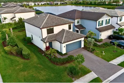 6111 Bluestar Court, Lakewood Ranch, FL 34211 - Photo 1