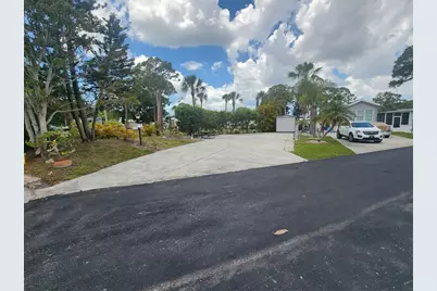 1674 University Parkway #328, Sarasota, FL 34243 - Photo 1