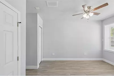 2309 21st Avenue W, Bradenton, FL 34205 - Photo 21
