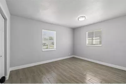2309 21st Avenue W, Bradenton, FL 34205 - Photo 17