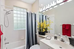 8009 Hampton Ct, University Park, FL 34201 - Photo 23