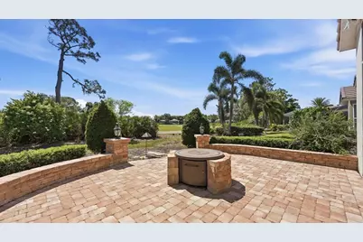 8009 Hampton Court, University Park, FL 34201 - Photo 29