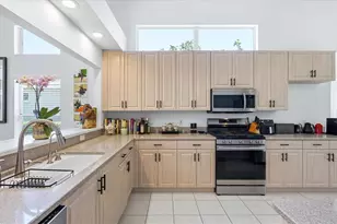 8009 Hampton Ct, University Park, FL 34201 - Photo 13