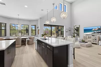 5301 Greenbrook Drive, Sarasota, FL 34238 - Photo 9