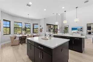 5301 Greenbrook Dr, Sarasota, FL 34238 - Photo 11