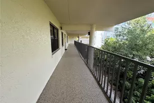 204 3rd St W, Bradenton, FL 34205 - Photo 5
