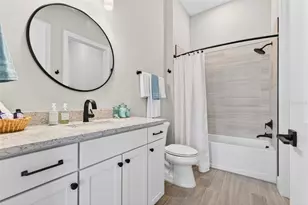 10100 Coral Shr Dr, Englewood, FL 34223 - Photo 9