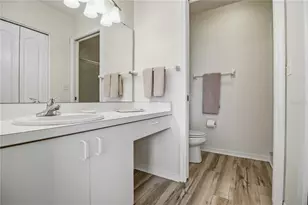 9630 Club S Cir, Sarasota, FL 34238 - Photo 19