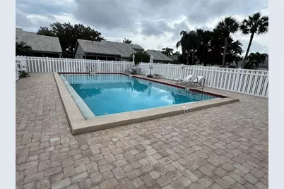 5371 Crestlake Boulevard #68, Sarasota, FL 34233 - Photo 17