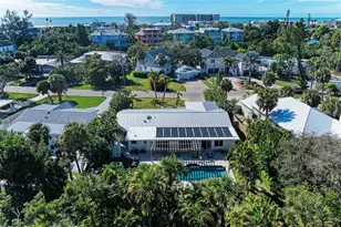 431 Island Cir, Sarasota, FL 34242 - Photo 51