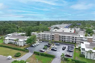 6100 12th St S, Saint Petersburg, FL 33705 - Photo 1