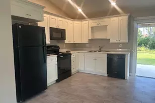 651 Chamber St NW, Port Charlotte, FL 33948 - Photo 3