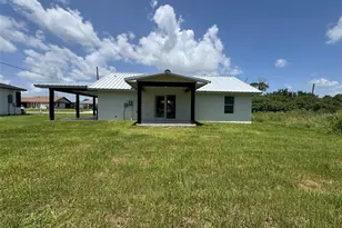 651 Chamber St NW, Port Charlotte, FL 33948 - Photo 7