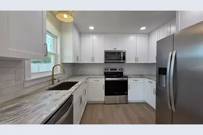6817 11th Avenue NW, Bradenton, FL 34209 - Photo 3