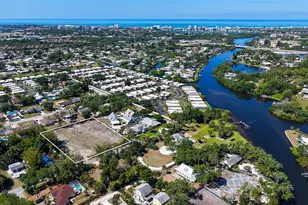 2424 Ashton Rd, Sarasota, FL 34231 - Photo 35