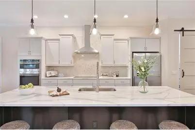2424 Ashton Road, Sarasota, FL 34231 - Photo 9