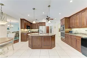 6109 26th Ave E, Bradenton, FL 34208 - Photo 9
