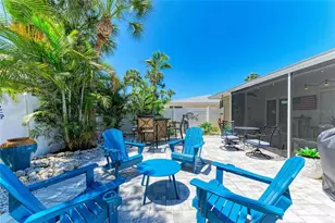 1218 Moonmist Cir, Sarasota, FL 34242 - Photo 39