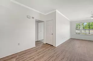 5501 Rosehill Rd, Sarasota, FL 34233 - Photo 11