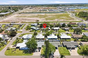 4501 86th St Ct W, Bradenton, FL 34210 - Photo 7