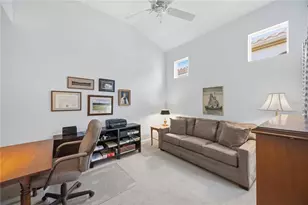4072 Jardin Ln, Sarasota, FL 34238 - Photo 13