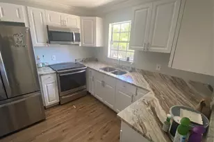 3303 19th St Ct E, Bradenton, FL 34208 - Photo 5