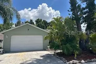 7715 33rd Ln E, Sarasota, FL 34243 - Photo 1