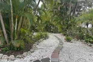 7715 33rd Ln E, Sarasota, FL 34243 - Photo 3