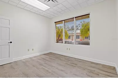 234 N Rhodes Avenue #105, Sarasota, FL 34237 - Photo 15